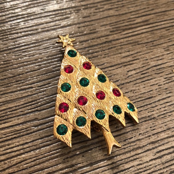 Vtg. LIA Red Green Rhinestone Christmas Tree Pin - Picture 4 of 12